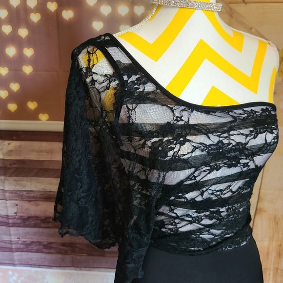 Entry dress - Picture 6 of 10